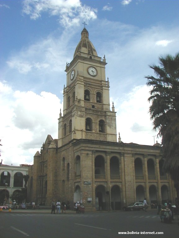 Cochabamba - Plaza 14 de Septiembre - La Catedral